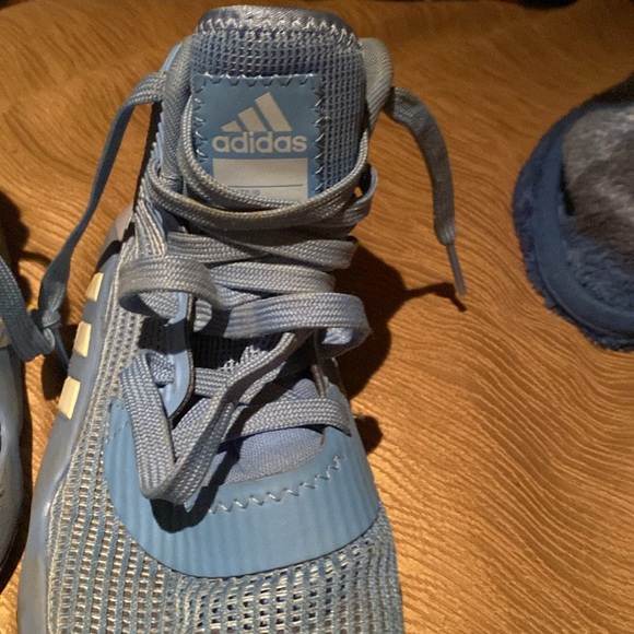 Adidas blue athletic shoes - Picture 6 of 7